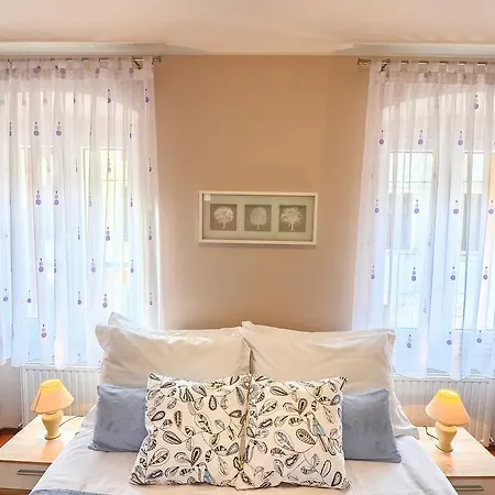 Daire E&e Arena With Free Private Parking